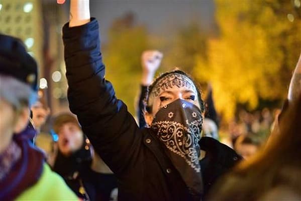 71 more arrested in Portland for Riots